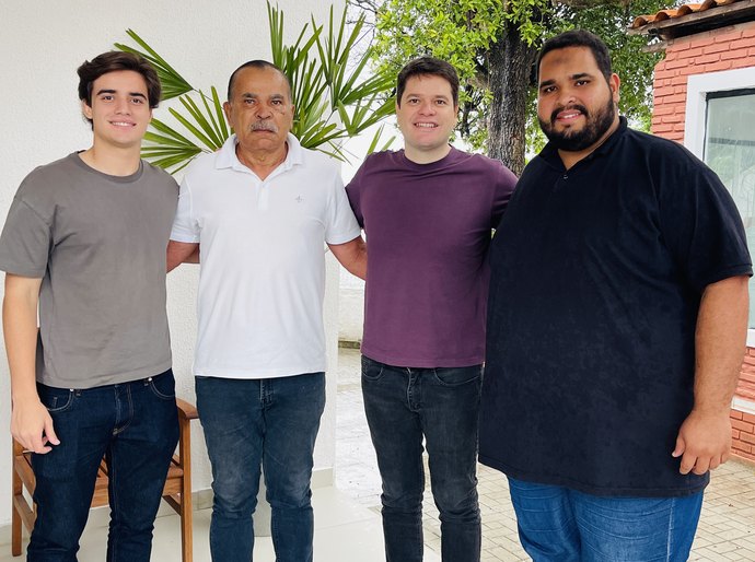 Ex-deputado Tarcísio Freire declara apoio à pré-candidatura de Davi Davino Filho ao Senado