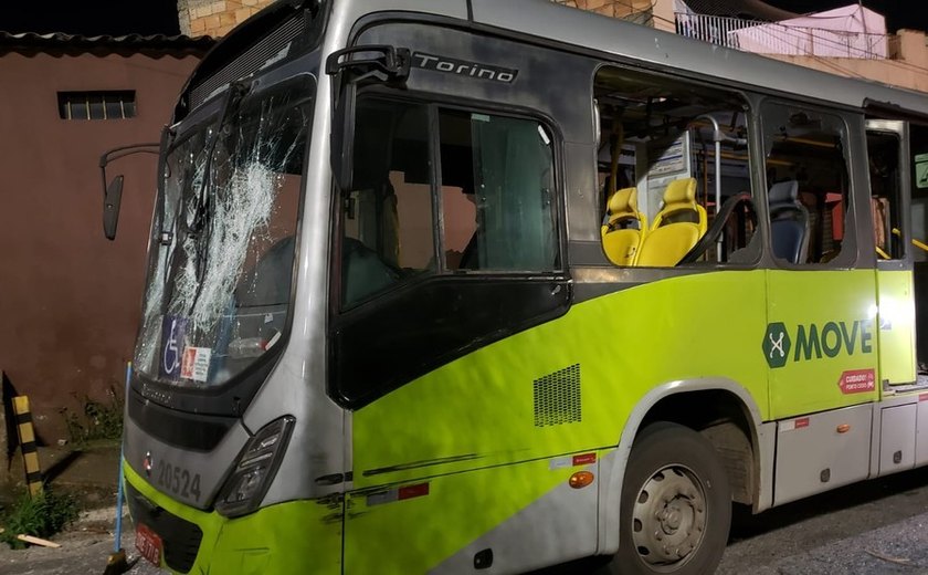 Ataque da torcida do Cruzeiro a ônibus com torcedores do Atlético-MG causa morte