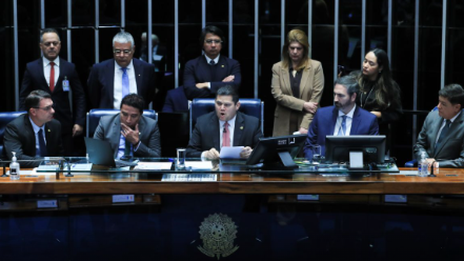 Senado aprova aumento do número de deputados federais para 531