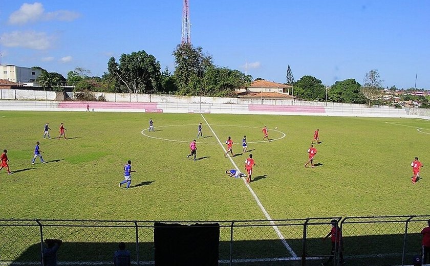 Times avançam de fase no Campeonato Municipal de Futebol de Penedo