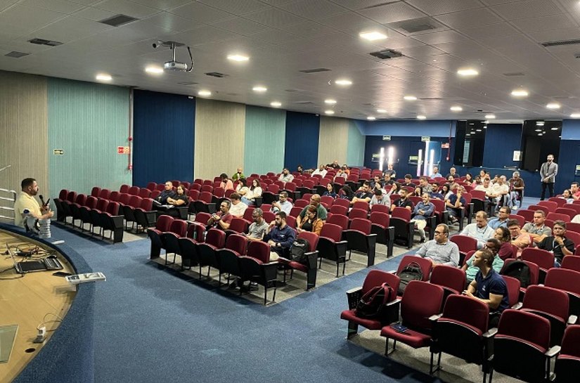 Casal capacita profissionais para ampliar oferta de água em Alagoas