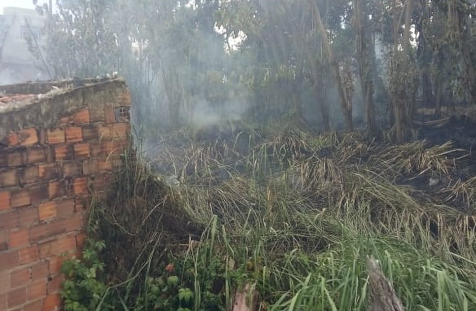 casa de recuperação pega fogo