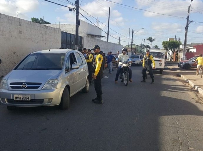 Ação conjunta fiscaliza irregularidades de trânsito e transporte em Maceió