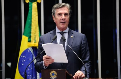 Collor destaca relatório do Banco Mundial que cita seu governo como exemplo