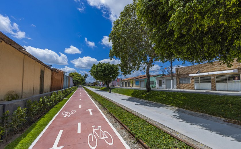 Prefeito Luciano entrega primeira etapa da maior obra de mobilidade urbana de Arapiraca