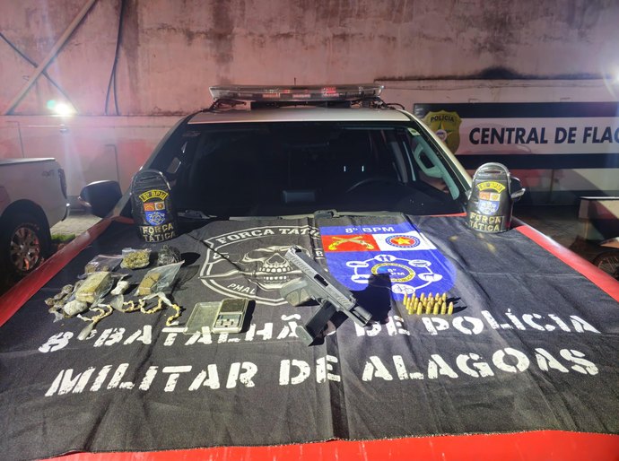 Polícia Militar prende suspeito com arma e drogas em Rio Largo
