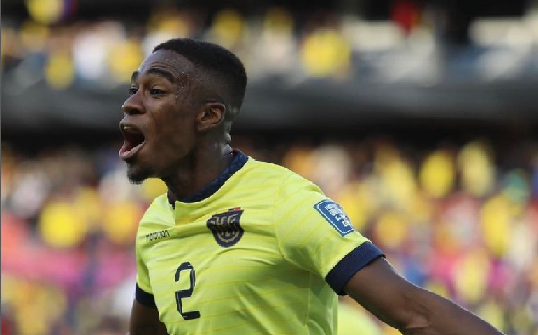 Corinthians diz que situação de Félix Torres foi resolvida e nega ter procurado Erick