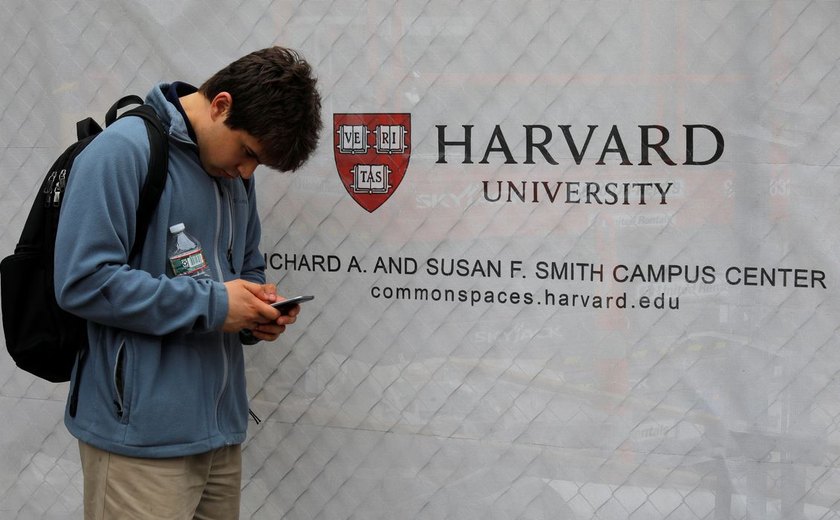Administração Trump dá passos iniciais para restabelecer pagamentos a Harvard