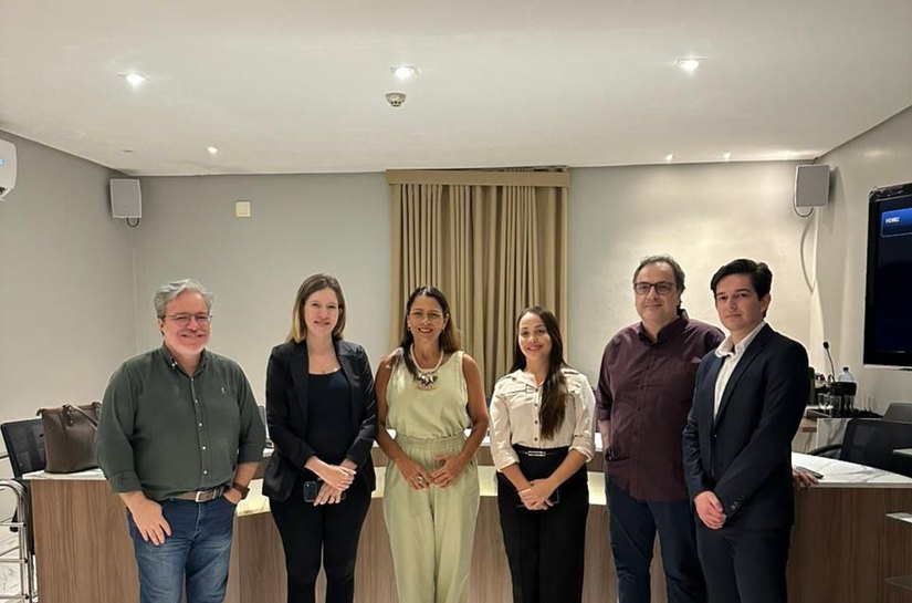 Cibele Moura participa de apresentação da Fecomércio-AL sobre uso de IA para fortalecer o comércio alagoano