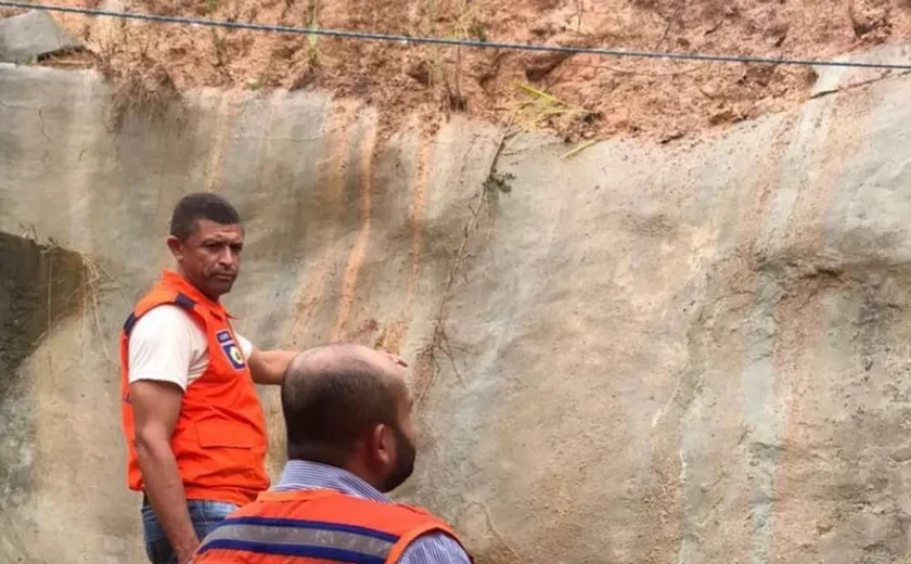 Defesa Civil atende 14 ocorrências em Maceió em 24h