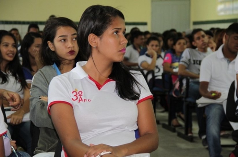 Barbosa empossa novos membros do Conselho de Controle Social do Fundeb