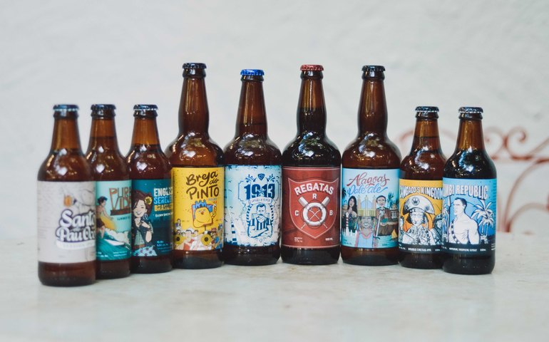 Primeira cervejaria alagoana completa um ano em festa à beira mar