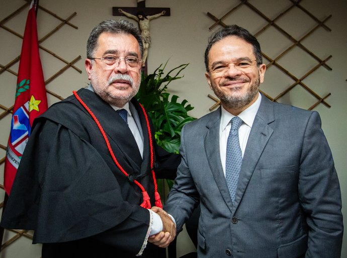 Presidente Marcelo Victor prestigia solenidade de posse de Lean Araújo como procurador-geral de Justiça