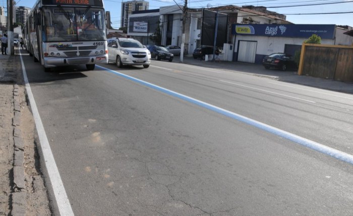 Faixa exclusiva de ônibus passa a vigorar em Maceió