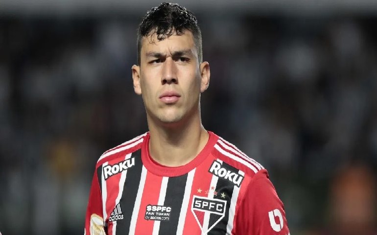 São Paulo revela ruptura em ligamento do joelho e Ferraresi será operado