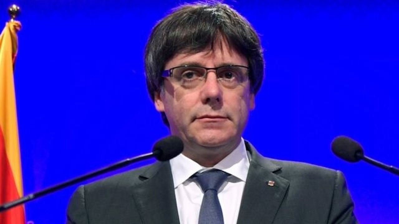 Carles Puigdemont exige anistia a independentistas catalães para apoiar formação de governo na Espanha