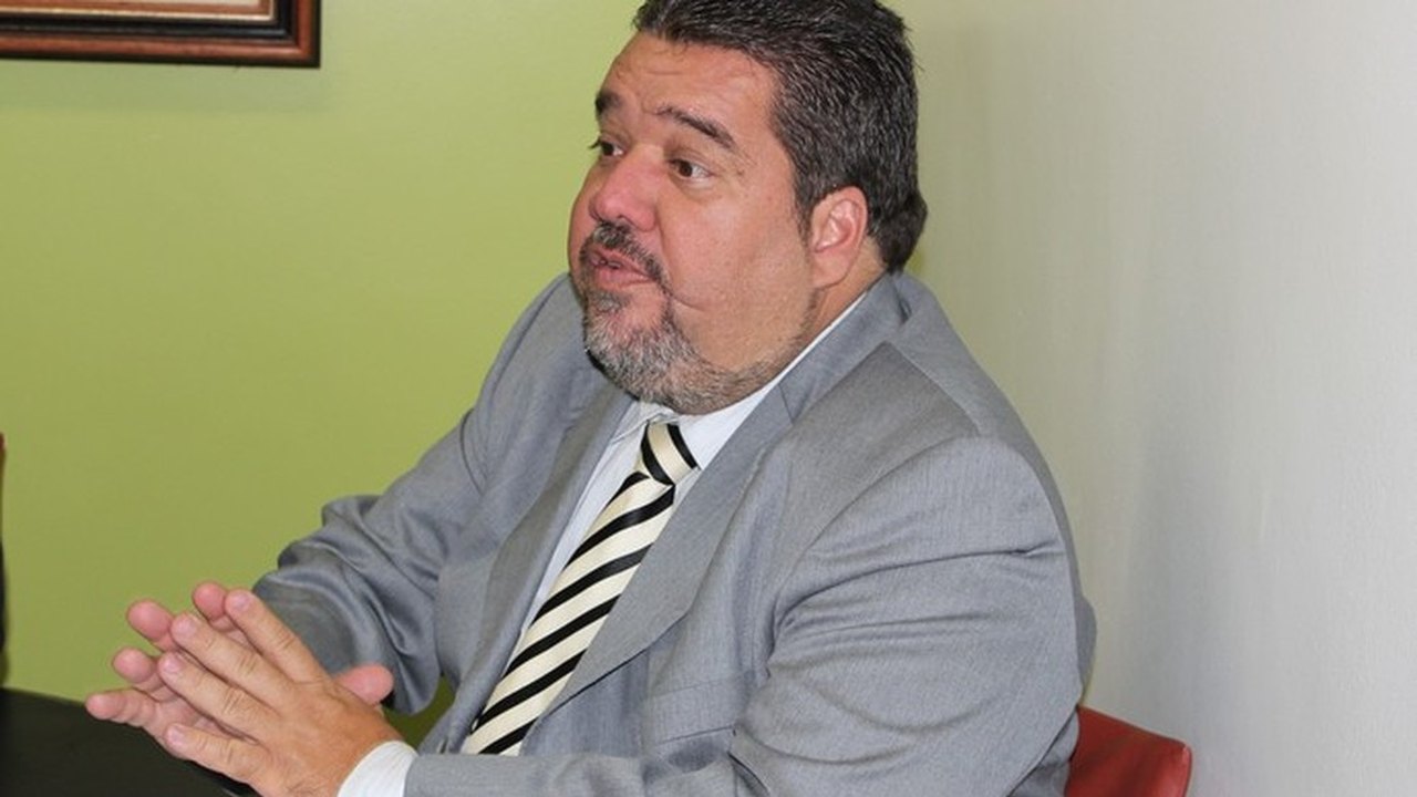 Gustavo Feijó é afastado da prefeitura de Boca Mata