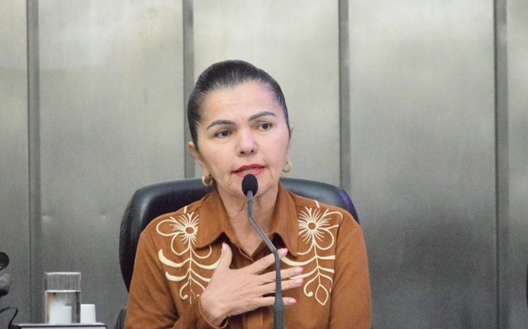 Ângela Garrote assume na terça cadeira na ALE