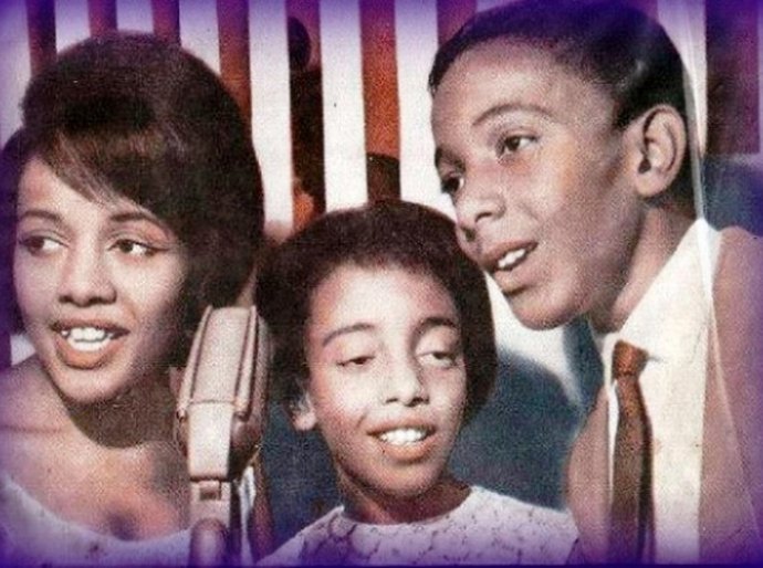 Sucessos do Trio Esperança ganham destaque no Eternamente Jovem