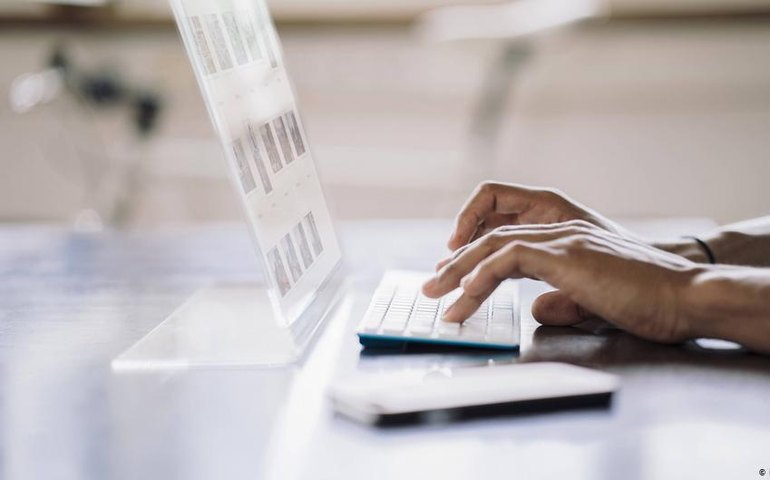 Em meio a pandemia, medida provisória ameaça direito à informação