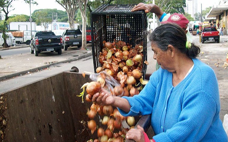 Plenário debate desperdício de alimentos e combate à fome nesta sexta