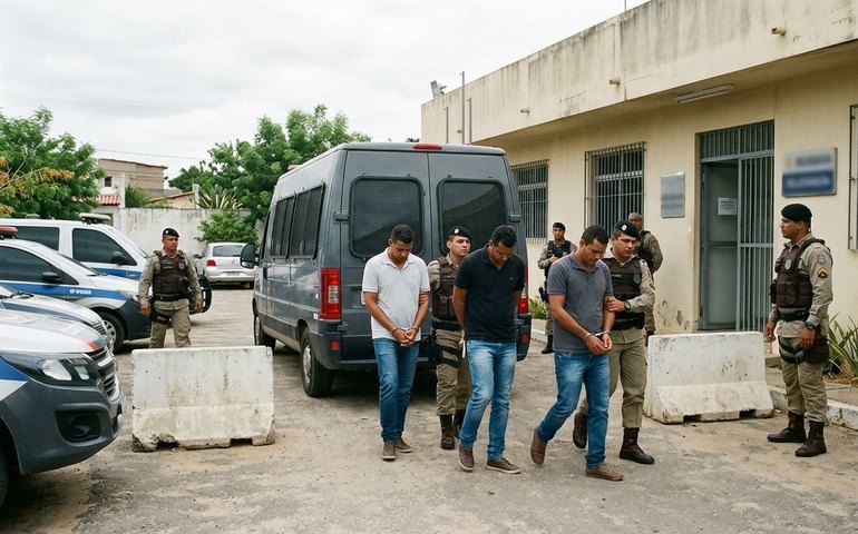 PMs são presos na Bahia por suspeita de envolvimento em desaparecimento de jovens