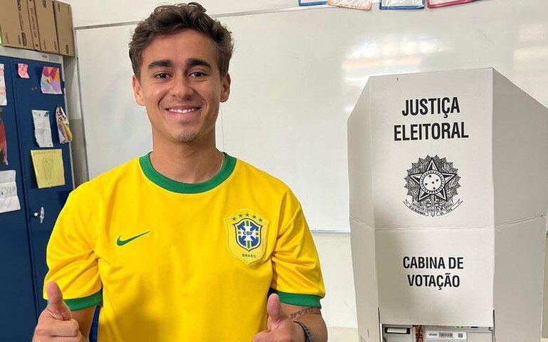 Bolsonarista Nikolas Ferreira tem contas retidas no Twitter e Instagram