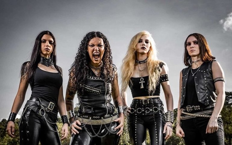 Na Arábia Saudita, banda feminina de rock aproveita a diminuição das restrições sociais