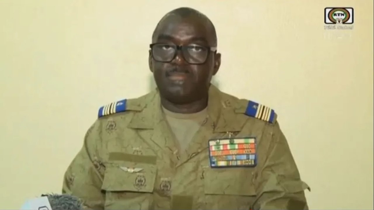 Militares golpistas do Níger acusam França de querer 'intervir militarmente' no país e Alemanha se soma a países que cortaram ajuda
