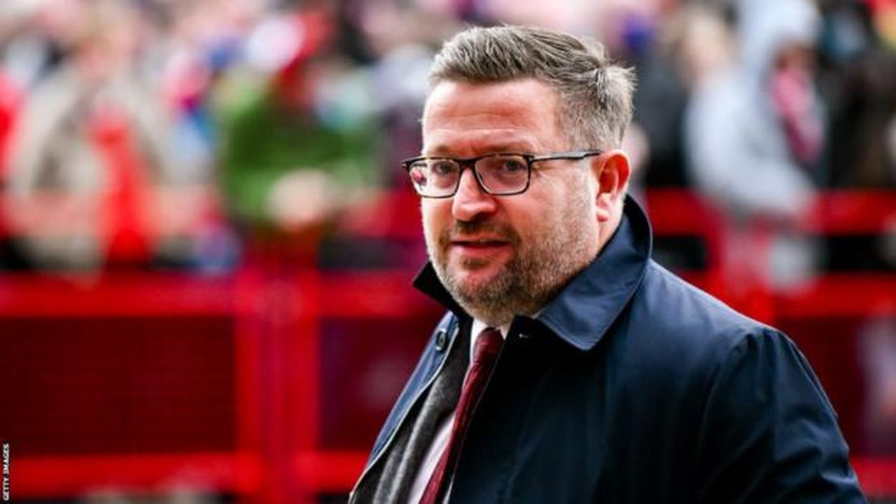 Diretor executivo renuncia ao cargo e amplia a crise no Manchester United
