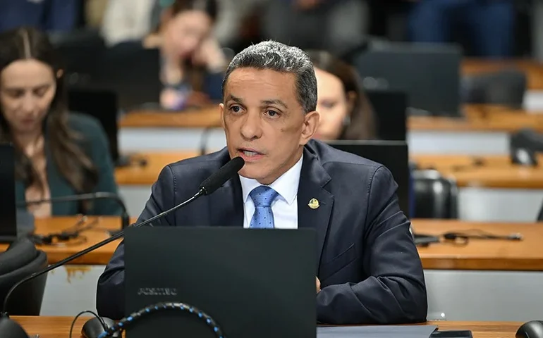 CCJ aprova destruição de bens usados na fabricação clandestina de cigarros