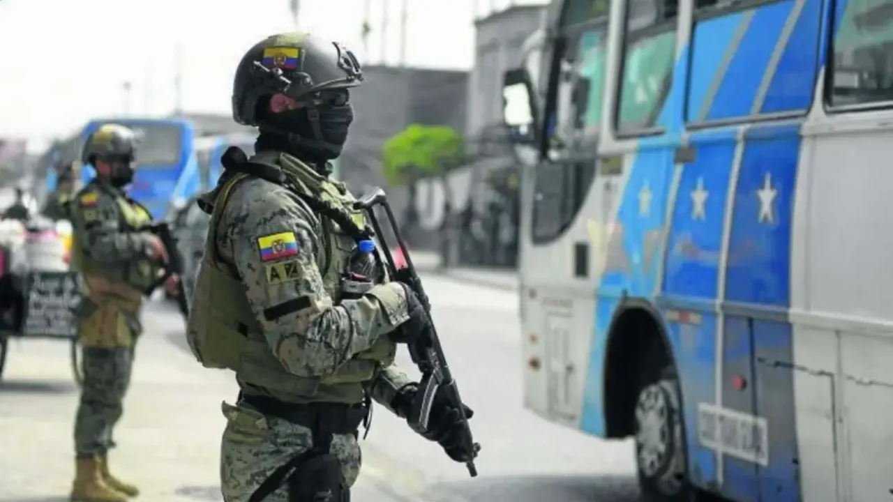 Equador declara novo estado de exceção em Quito por violência do tráfico na véspera da eleição