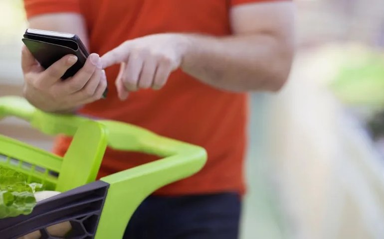 Câmara aprova MP que permite trabalhador sacar vale-alimentação após 60 dias