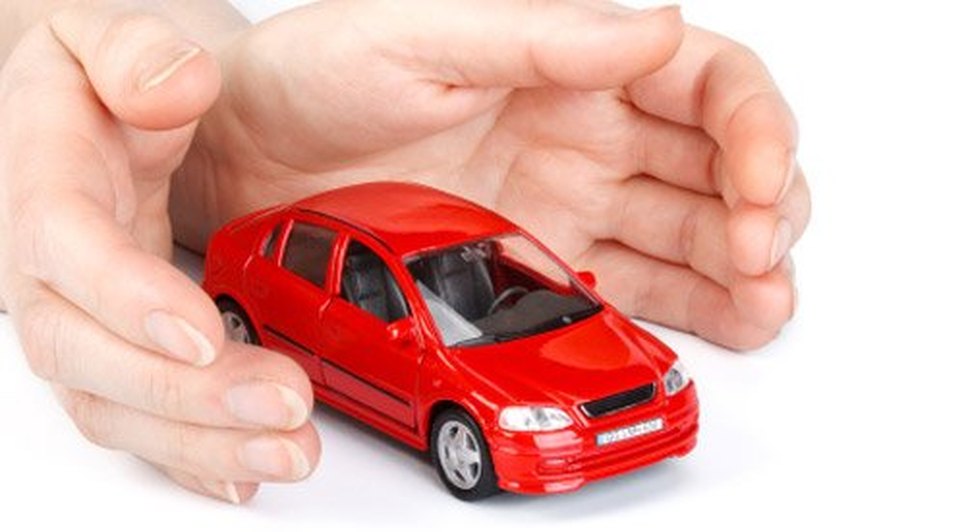 Como-por-seguro-em-um-carro.jpg
