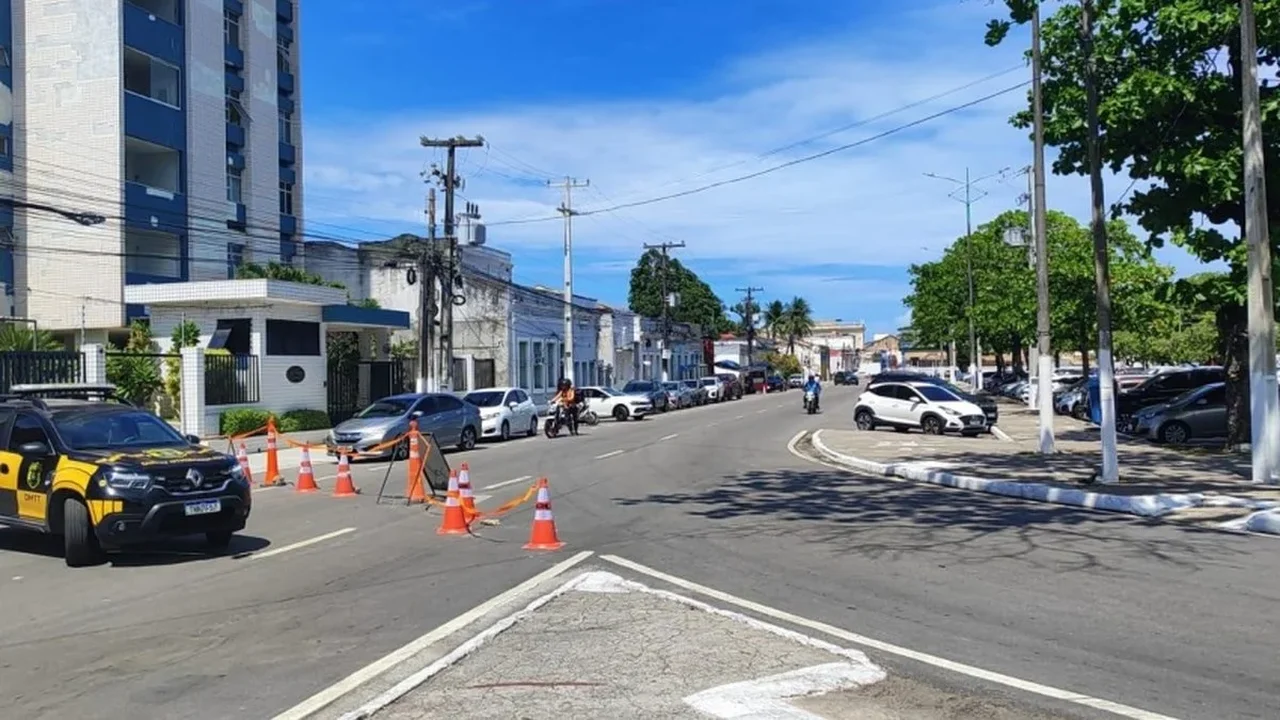 Avenida da Paz é totalmente interditada para obras emergenciais em Maceió