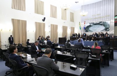 ALE aprova projetos que autorizam o Estado a alienar imóveis públicos