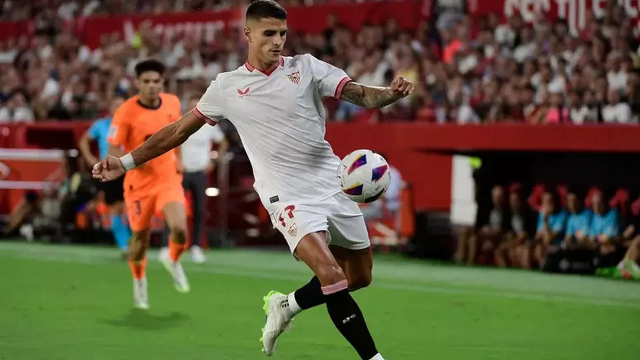 Sevilla perde do Valencia pelo Espanhol antes de encarar o Manchester City na grande final