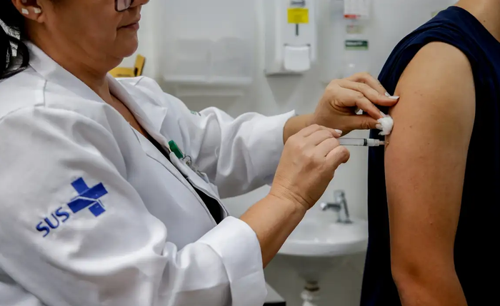 Vacinação contra HPV Vacinação contra HPV