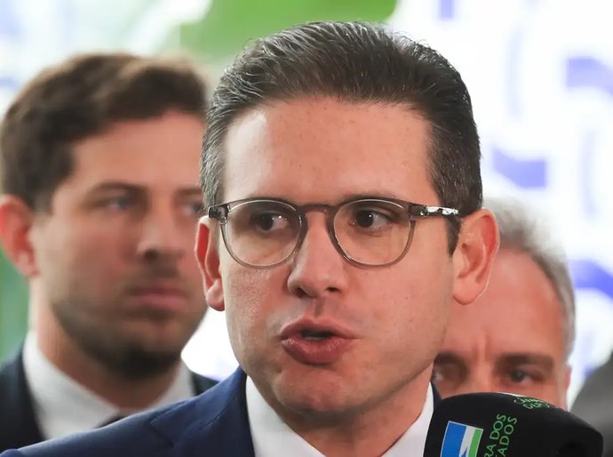 Motta: não há compromisso de aprovar alternativa à elevação do IOF