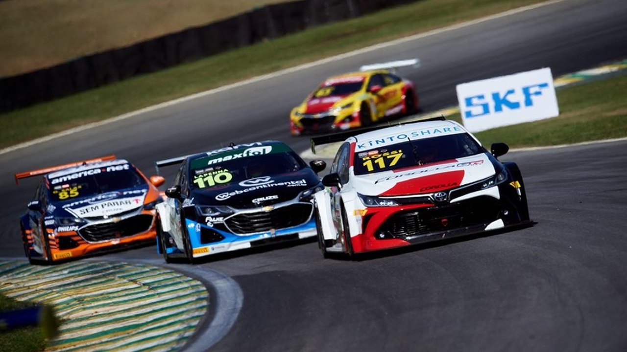 Felipe Fraga supera Matías Rossi e faz a pole da Stock Car na etapa de Buenos Aires