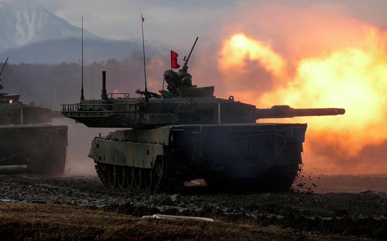 Japão amplia mercado de armas e atrai aliados preocupados com incertezas dos EUA