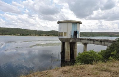 Casal trabalha para que abastecimento da Bacia Leiteira retome plenamente