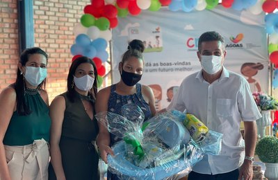 Branquinha amplia e fortalece programas sociais com a entrega de novas cestas e cartões do CRIA