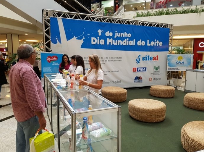 Seagri prestigia evento que marca o Dia Internacional do Leite