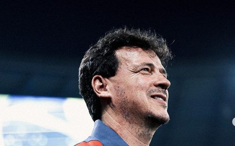 Diniz exige compromisso do Cruzeiro na final contra o Racing: 'Entregar tudo que tem'
