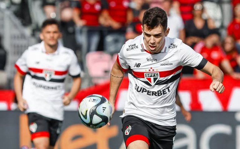 São Paulo termina pré-temporada nos EUA com dificuldades na criação em empate com o Flamengo