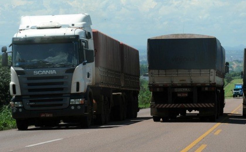 Governo sancionará Lei dos Caminhoneiros sem vetos após fim dos bloqueios