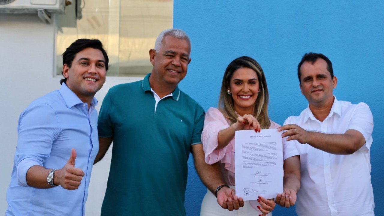 Rodrigo Valença participa de entrega de Unidade Básica de Saúde em São José da Laje