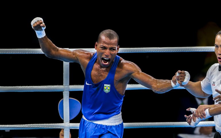 Revista The Ring tira Oscar Valdez do ranking e coloca Robson Conceição em 10º