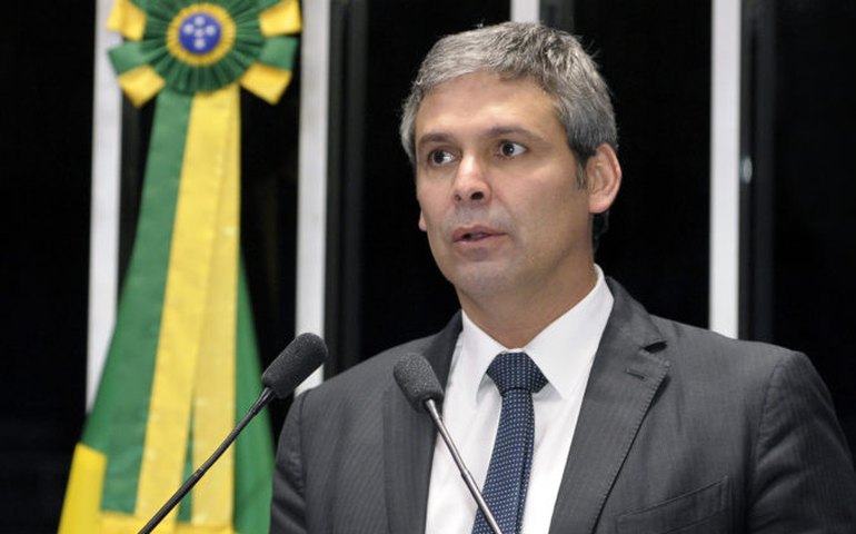 Lindbergh Farias denuncia Campos Neto à Comissão de Ética da Presidência
